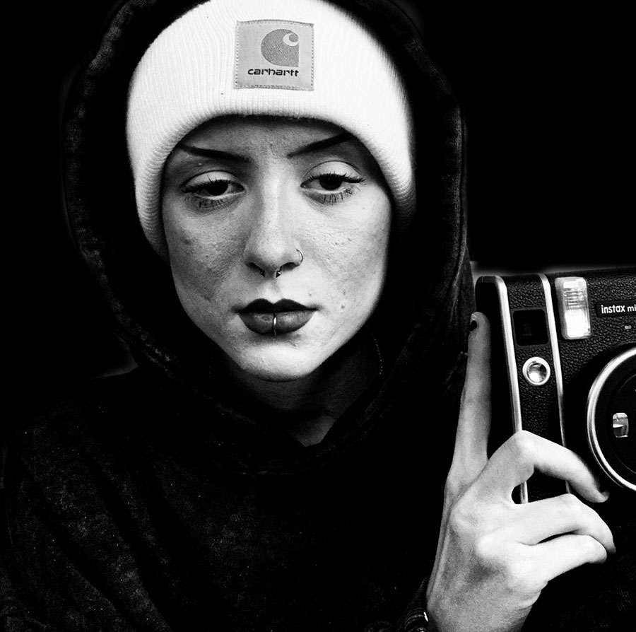 Isabelle Bloom - Photo Narrative 3 Isabelle Bloom - Photo Narrative 3