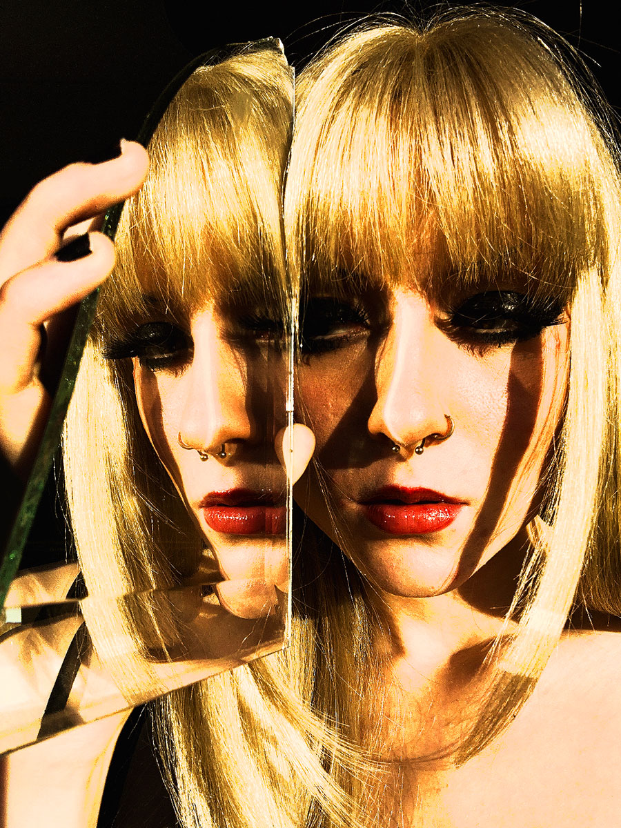 Doll-Face-Mirror-2 Isabelle Bloom - Photo Narrative - Shed 3