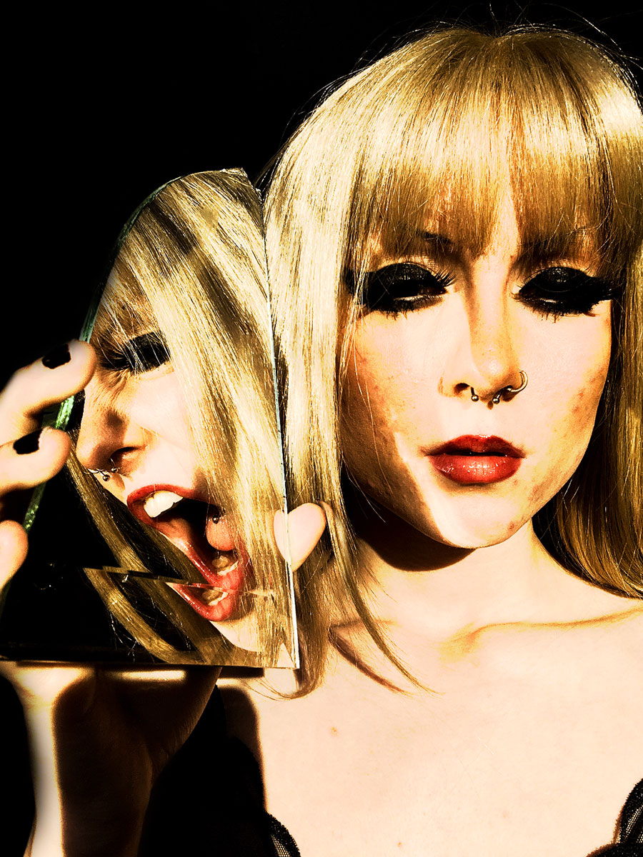 Doll-Face-Mirror-3 Isabelle Bloom - Photo Narrative - Shed 2
